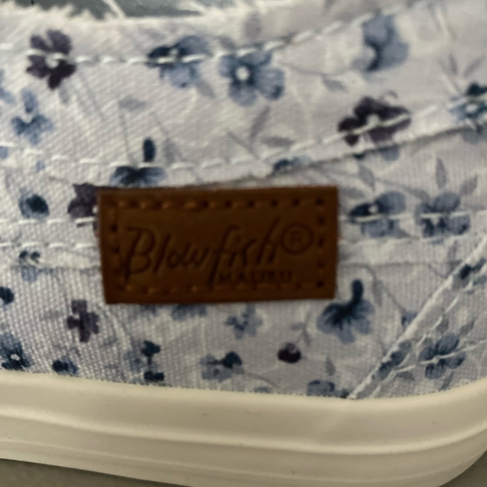 Blowfish Sneakers - Blue Floral - Picture 4 of 7